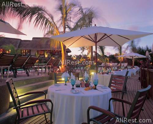 Legends Hotel 17